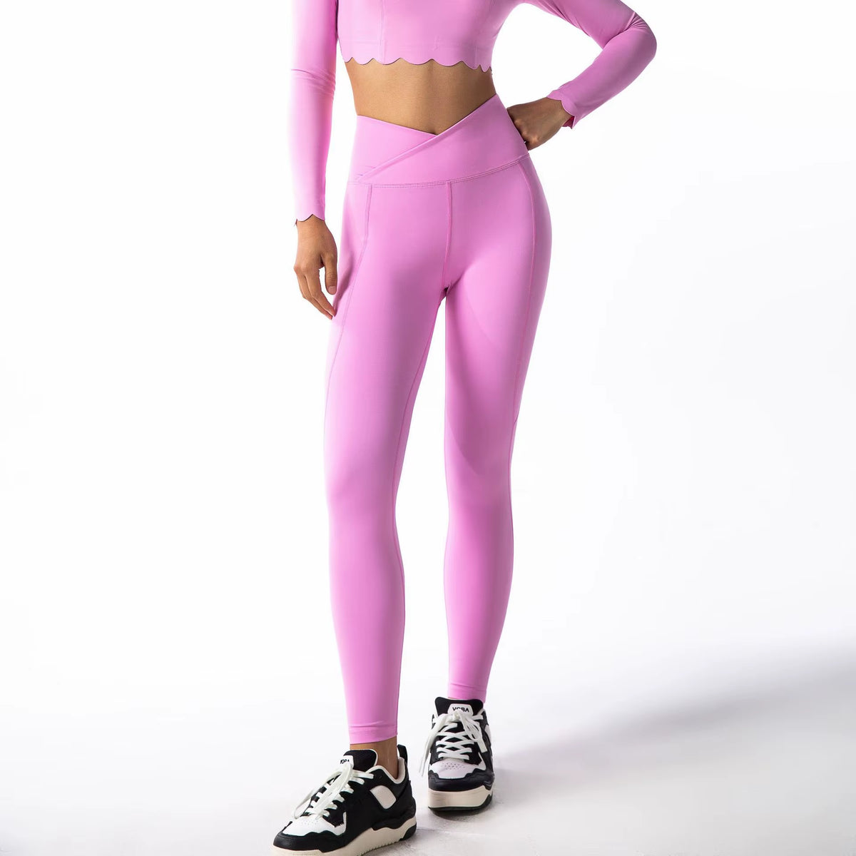 Black High Elasticity Square Neck Long Sleeve Compression Yoga Leggings for Fitness and Workouts